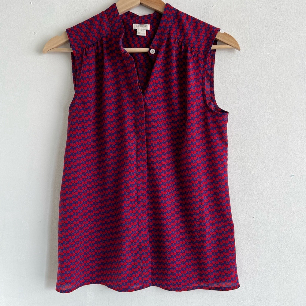 Women's J. Crew Sleeveless Blouse Size 2 Red Blue blue cherry print